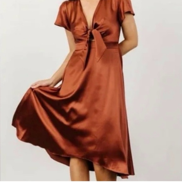 Baltic Born Dresses & Skirts - BALTIC BORN Satin Tie Front Midi Dress Copper Flutter Sleeve XL